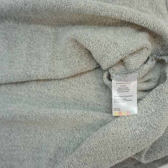 RD Style V Neck V Back Heather Gray Grey Top M - Picture 4 of 8